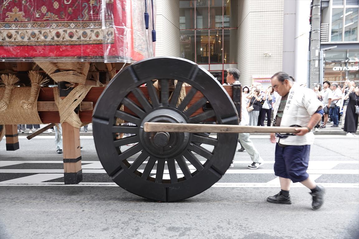 祇園祭山鉾の車輪: 小野小町のひとりごとⅡ